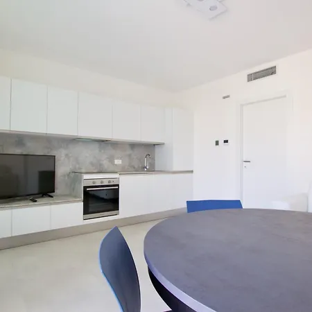 H10 - Immobiliare * Lido di Jesolo